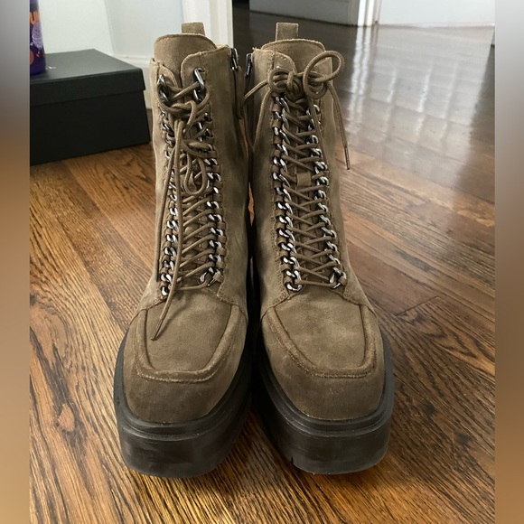 Sam Edelman Lovrin Platform Combat Boot - Picture 1 of 4